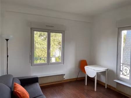 location meublée appartement 2 pièces 29 m² à colombes (92700)  962 €