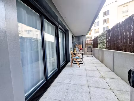 location meublée appartement 2 pièces 52 m² à aubervilliers (93300)  1 370 €