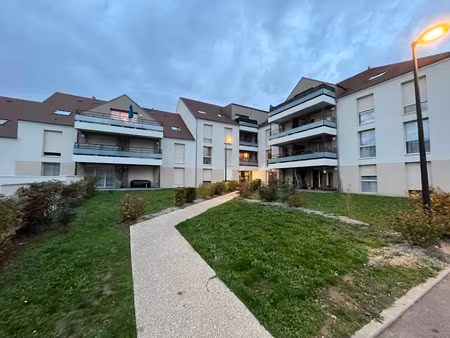 location appartement 3 pièces 73 m² à rambouillet (78120)  1 196 €
