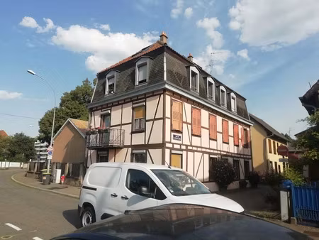 location appartement 5 pièces 89 m² à strasbourg (67000)  1 160 €
