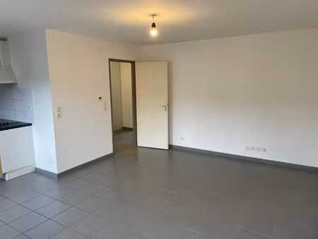 location appartement 2 pièces 54 m² à fenouillet (31150)