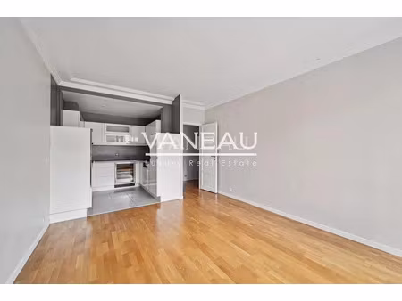 location appartement 3 pièces 59.54 m² à paris 16ème (75016)  1 960 €