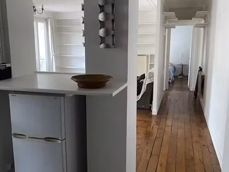 location meublée appartement 2 pièces 56 m² à paris 18ème (75018)  1 650 €