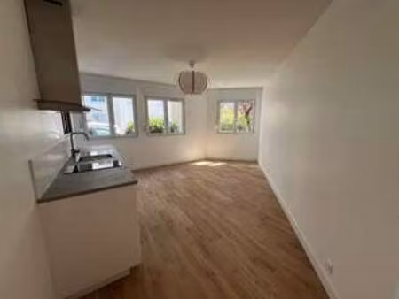 location appartement t1 à nantes (44000) : à louer t1 / 30m² nantes