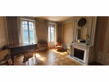 en vente appartement 209 m² – 157 000 € |remiremont