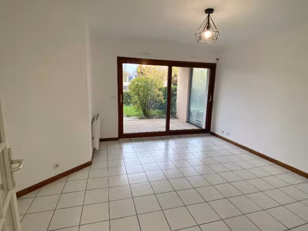 location appartement 1 pièce 26 m² à saint-jean-de-braye (45800)