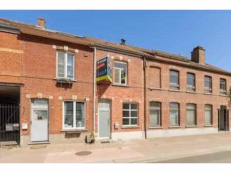 prachtig gerenoveerde gezinswoning op een toplocatie