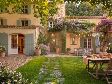 maison de luxe à vendre à boulbon