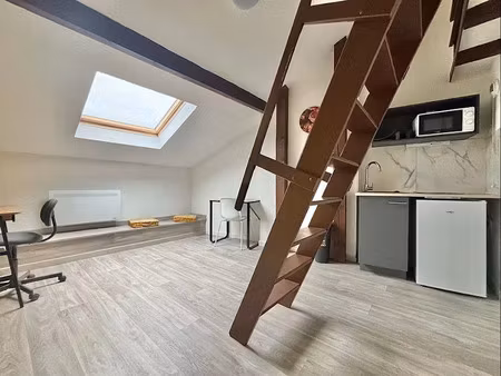 location meublée appartement 1 pièce 18 m² à metz (57000)  590 €