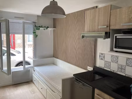 location meublée appartement 1 pièce 23 m² à amiens (80000)  480 €