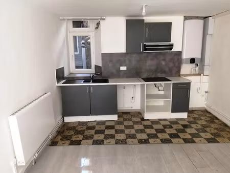 location appartement 2 pièces 37 m² à millau (12100)  470 €