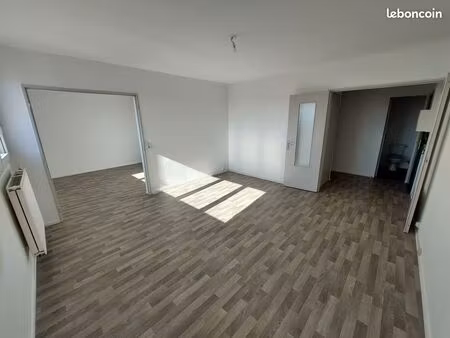 t3 de 74 m² avec garage fermé 20 m²