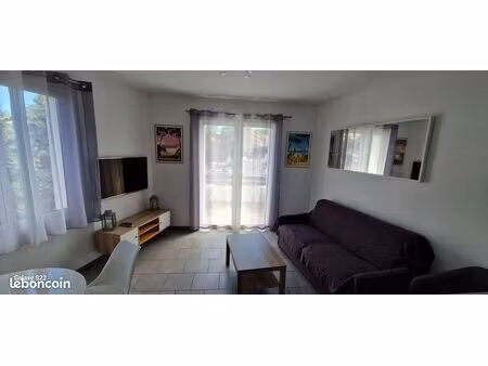 location 10 mois septembre 2026 / juin 2027 meuble etudiant t2 40m2 hyeres gare