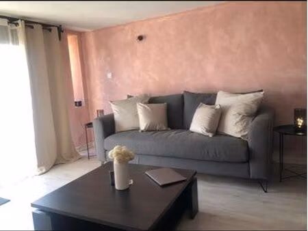 t2 meublé 35m² – paray-le-monial – internet & eau inclus - dispo août