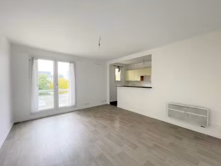location appartement 2 pièces 48.89 m² à brest (29200)  570 €