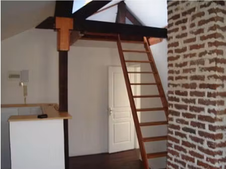 location appartement 3 pièces 34 m² à lille (59000)  569 €