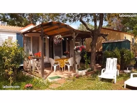 location mobilhome tout confort piscine dans camping 4 etoiles