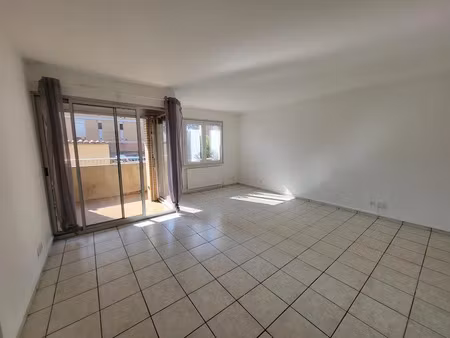 location appartement 2 pièces 55 m² à toulouse (31000)  588 €