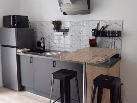 joli t1bis meublé et rénové