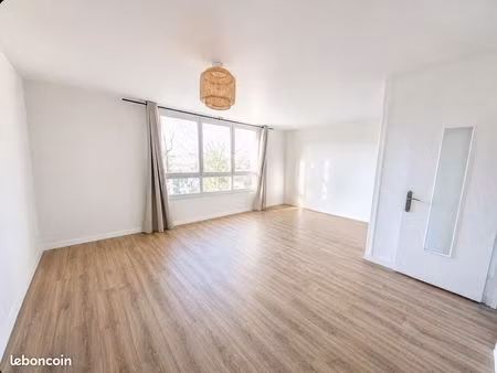 livry-gargan location appartement – secteur jacob | f3 de 65 m² | parking | cave 15 m² | r