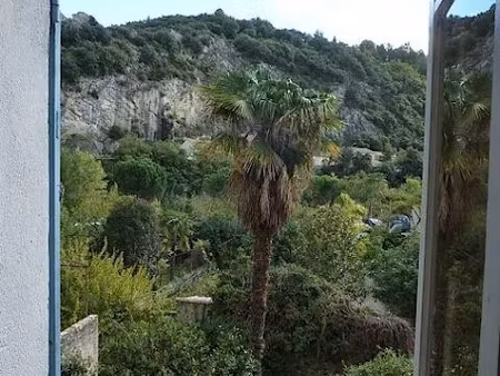 location appartement 4 pièces 90 m² à nyons (26110)  650 €
