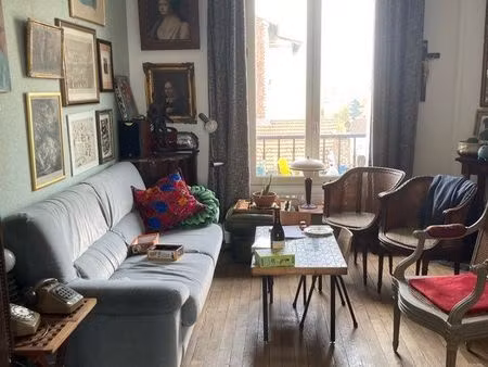 chambre mois d’août métro mairie de montrouge