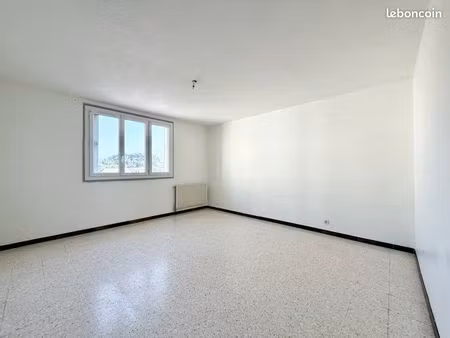 appartement t3 de 68 m² avec parking privatif et cave