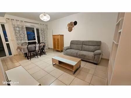 joli appartement t2 meublé