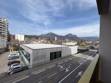 location appartement 2 pièces 48 m² à chambery (73000)  616 €