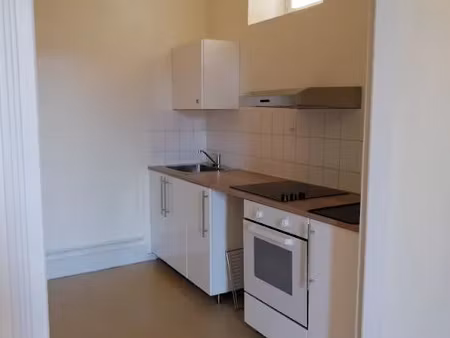 location appartement 2 pièces 46 m² à grenoble (38000)  650 €
