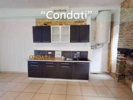 location maison à condé-en-normandie (14110) : à louer / 63m² condé-en-normandie