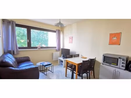 la chaussée st victor - t2 meublé de 37 m²