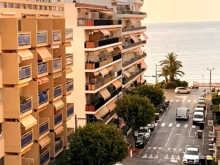roquebrune - carnoles appartement 3p à deux pas de la mer