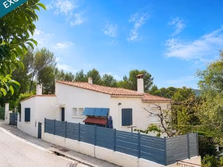 maison provençale de 150 m2 environ  en bonne état