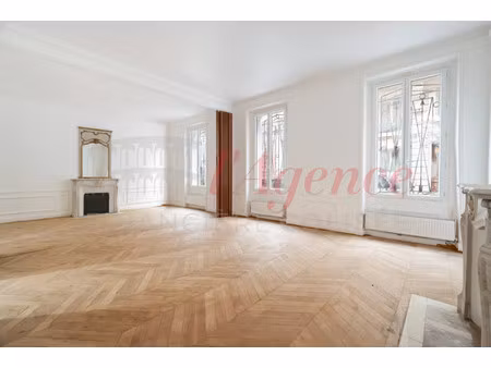 appartement de luxe à vendre dans le quartier chaillot
