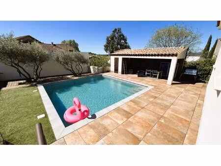 le pouget villa t5 avec piscine + grand garage