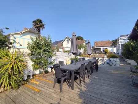 maison de 195 m² à merville-franceville-plage