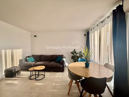 location appartement 3 pièces 52 m² à beaucaire (30300)