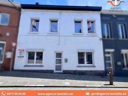 grande maison bourgeoise totalement rénovée et prête à vivre