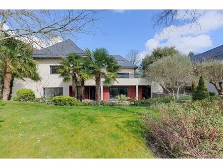 maison 9 pièces - 433 m²