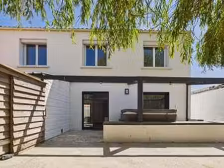 vente maison à saint-xandre (17138) : à vendre / 130m² saint-xandre