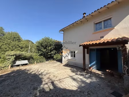 vente maison 6 pièces 142 m² à saint-affrique (12400)  198 500 €