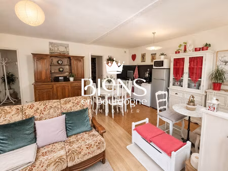 beaune  grand t2 dans une residence avec ascensur