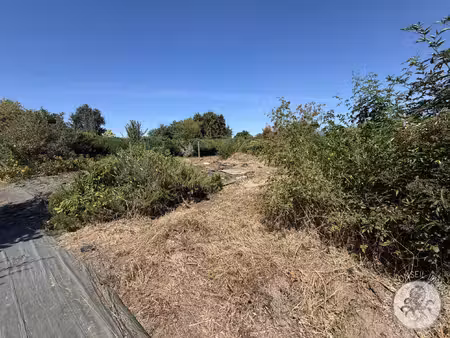 terrain constructible de 1 156 m2 produit rare à val d'arg