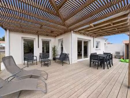 vente maison à avrillé (85440) : à vendre / 96m² avrillé