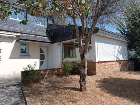 vente maison à pluneret (56400) : à vendre / 160m² pluneret