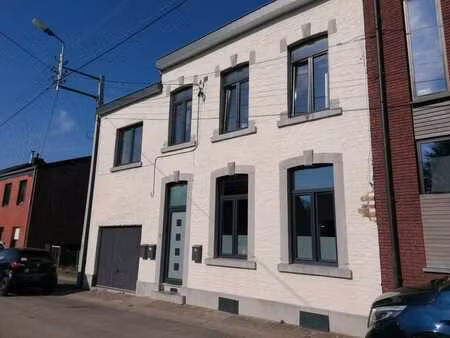appt 92 m²  1ch. au rez  avec garage/terrasse/jardin