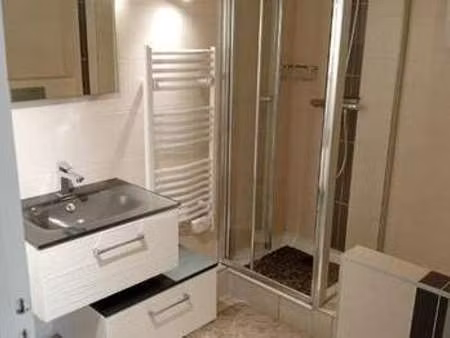 location appartement 2 pièces à alençon centre - montsort (61000) : à louer 2 pièces / 46m
