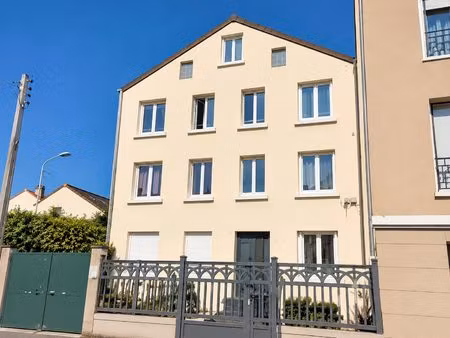 bois-colombes – immeuble de rapport de 168 m² – 7 apparteme