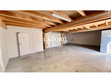 location locaux professionnels 0 pièces 128.72 m² à montfavet (84140)  1 300 €